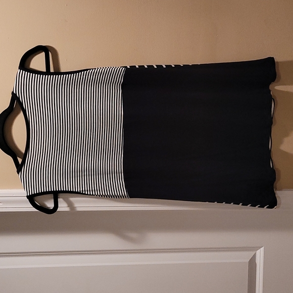 First Look tank - Picture 4 of 4